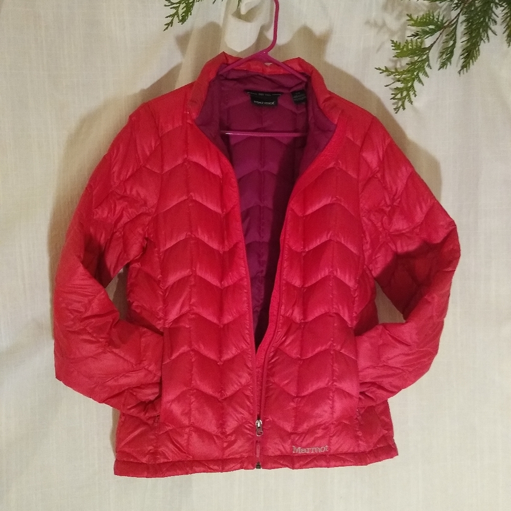 Large Marmot red puffer jacket ❤️🦦 - Picture 3 of 13